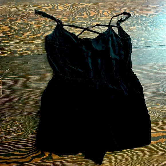 Black Divided by H&M size 2 romper - Picture 2 of 5